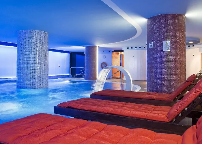 Готель Alexandre La Siesta 4*