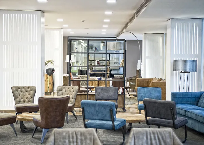 Alexandre La Siesta فندق 4*